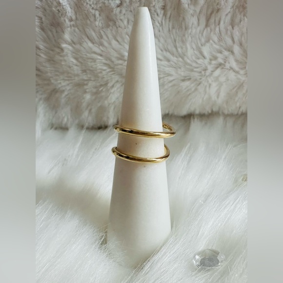 Spiral Ring with Butterfly  💛 Real 18 Karat Solid Gold Jewelry 💛 - Picture 6 of 10